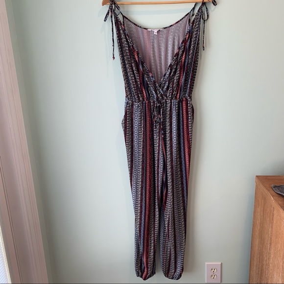 🏷️BCBGeneration Batik Tribal Faux Wrap Open Leg Stretch Romper Jumpsuit POCKETS - Picture 2 of 14